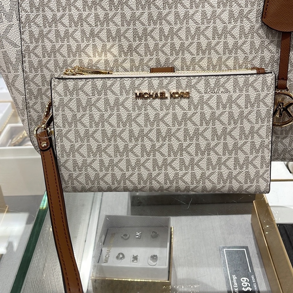 Michael Kors Jet Set Travel Large Double-Zip Wristlet-Wallet-PhoneHolder Vanilla - Picture 1 of 16